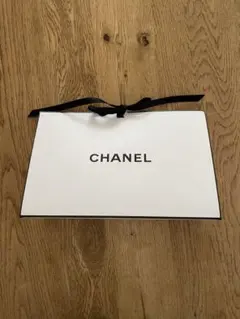 CHANEL ギフト　ショップ袋