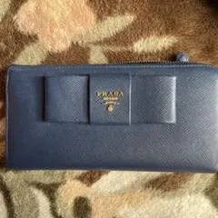 み*ら様 PRADA サフィアーノレザー 長財布 ネイビー