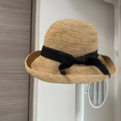 FURLA ベージュ 麦わら帽子 黒リボン