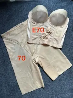 FOUR SIS & CO. ブライダルインナー　E70 FOUR SIS & CO. ブライダルインナー E70 FOUR SIS & Co