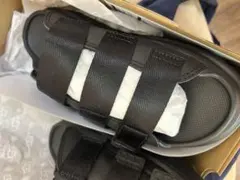UGG 2025夏　サンダル　美品　２４センチ