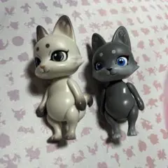 カプセルドール　猫　2体セット　ガチャガチャ　フィギュア　かわいい