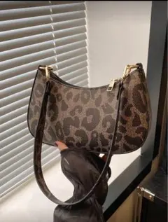 SHEINヒョウ柄ショルダーバッグ ブラウン