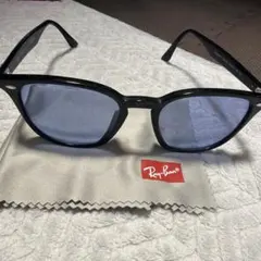 Ray-Ban RB4258-F サングラス ブラック ブルーレンズ
