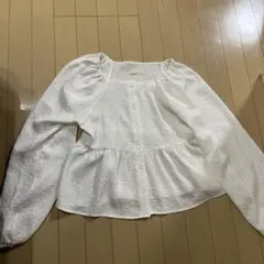 ホワイト スクエアネック ブラウス 長袖のサムネイル