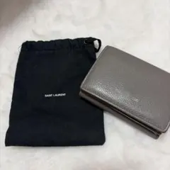 SAINT LAURENT グレー レザー 三つ折り財布のサムネイル