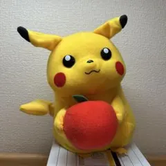 98 ポケットモンスター　ビッグサイズピカチュウ ぬいぐるみ 赤いリンゴ