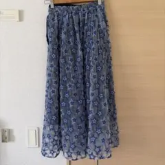 QUEENS COURT 刺繍スカート サイズ1