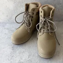 Item thumbnail for item 4270d600-dfab-4f09-9ad9-6dd0ad64e300