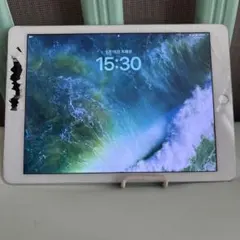 Apple iPad ゴールド 本体 ジャンク品 - メルカリ