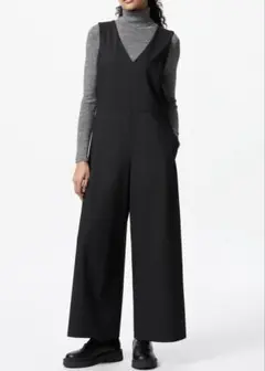 UNIQLO ジャンプスーツ　Ｌ　未使用