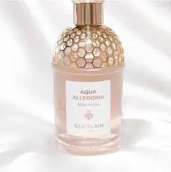 ゲラン新作！完売商品》ハンドクリームフローラブルーム ボトル50ml 