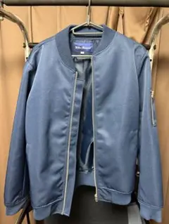 値下げしました！　アーバンリサーチ　MA1 ジャケット　上着　アウターのサムネイル