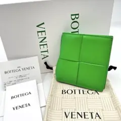 未使用品✨BOTTEGA VENETA カセット　二つ折り　お札入れ　レザー