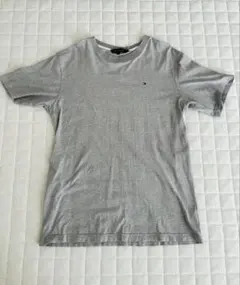 (美品)メンズ Lサイズ Tommy Hilfiger グレー 半袖Tシャツ