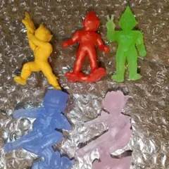 ウルトラ怪獣消しゴム　ウルトラマン英雄集結　5体セット　4