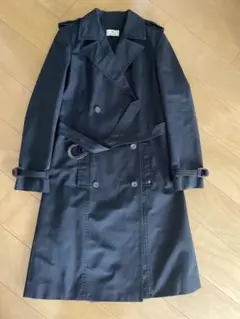AIGNER ブラック トレンチコート