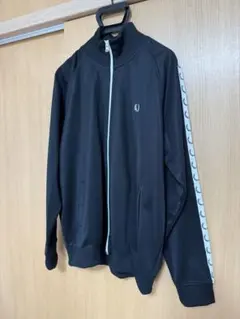 【美品】FRED PERRY トラックジャケット ブラック XLのサムネイル