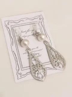 【109】コットンパールと雫が揺れるノンホールピアス