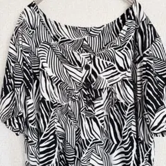 大きいサイズ XXL ボタニカル柄 チュニック ブラウス モノトーン 半袖