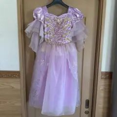 美品　ラプンツェルドレス　130 ディズニーストアのサムネイル