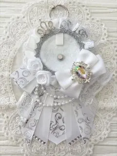 ୨୧1858 ハンドメイド 痛ロゼット♡ホワイト×ホワイト(シルバーベース)