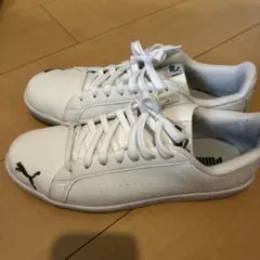 PUMA ホワイト スニーカー グリーンロゴ