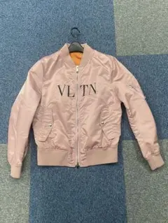 2026年最新】VALENTINO メンズ MA-1・フライトジャケットの人気