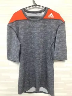 adidas　TECHFITトレーニングシャツ　XL 値下げしましたのサムネイル