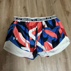 アンダーアーマーのショートパンツ　グラフィックデザイン　LG