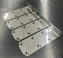 角マーカーステー　縦3連　L型 4個セット　新品