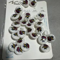 ご愛顧感謝価格！送料無料！レトロなボタン 魚 15mm