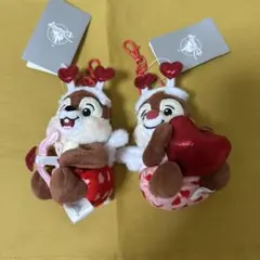 チップとデール バレンタイン キーホルダー　ディズニーストア　新品　二つセット