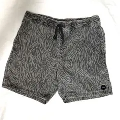 3*パ様 RVCA ルーカ 総柄ショートパンツ Mサイズ