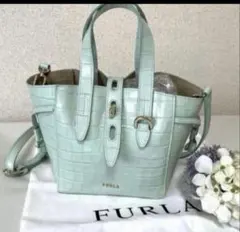 新品未使用 FURLA ツイード トートバッグ ERA smallグリーン系 - メルカリ