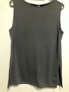 UNIQLO ノースリーブシャツ　L