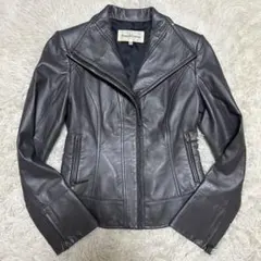 Item thumbnail for item 50dcb9fc-c32e-4c83-b183-9caadfa67b41