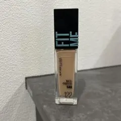 メイベリンFit Me リキッドファンデーション 122