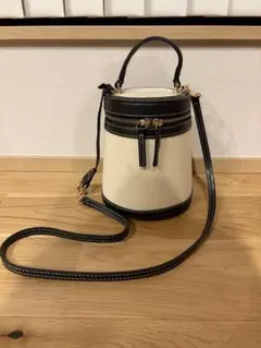One-Handle Canvas Bucket Bag Her lip to - メルカリ