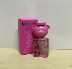 新品未使用　MOSCHINOモスキーノトイ2バブルガム オードトワレミニ 5mlのサムネイル