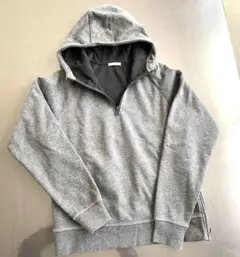 裏起毛パーカー