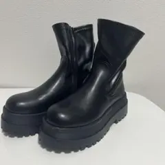 ブラック サイドゴアブーツ