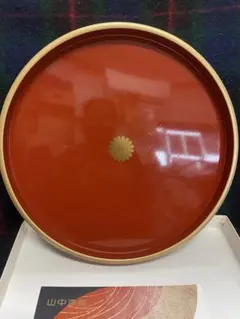 叙勲記念 旭日小綬章 山中漆器 丸盆 菊紋 約31.5cm 記念名入