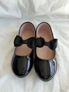 ブラック　リボン付き　キッズ　フォーマルシューズ