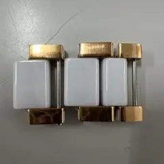 ホワイトバックル