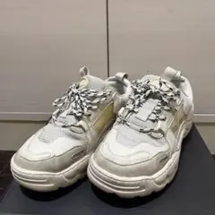 イーシプサムチョンユクオ　スニーカー RARE V2 ホワイトのサムネイル