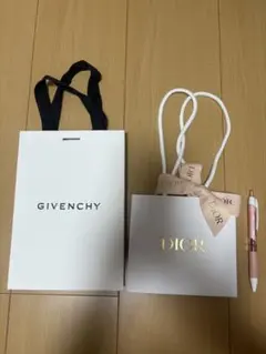 新品未使用　DIOR ホワイト　ショッパー　母の日　限定リボン付き