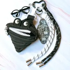 じゃらじゃらキーホルダー　バッグチャーム　キーチャーム　パラコード　101J