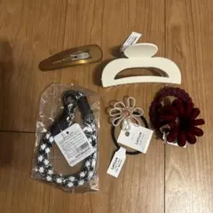 ヘアクリップとヘアゴムセット