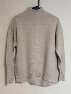 【GU】ハイネックセーター